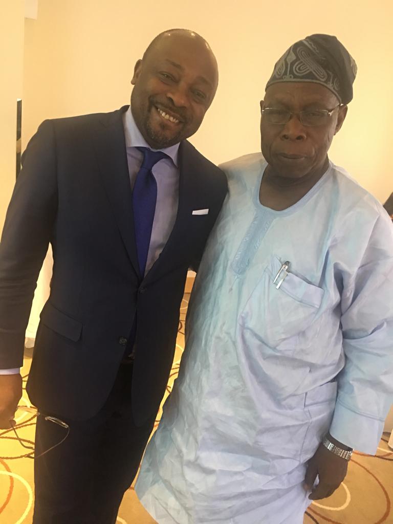 <span  class="uc_style_uc_tiles_grid_image_elementor_uc_items_attribute_title" style="color:#ffffff;">Olusegun Obasanjo, ancien président du Nigeria</span>